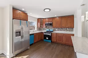 538 Vaughn Ave, Toms River Township, NJ 08753 - Photo 8