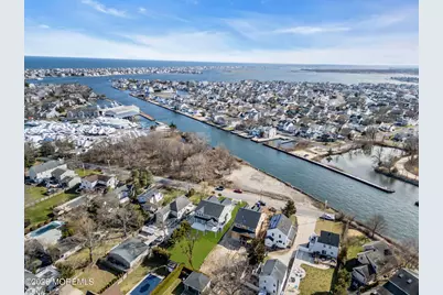 729 Mount Place, Point Pleasant, NJ 08742 - Photo 1