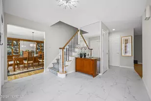 25 Jared Ln, Manalapan Township, NJ 07726 - Photo 4