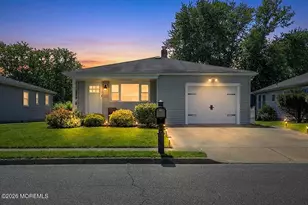 160 Port Royal Dr, Toms River Township, NJ 08757 - Photo 1