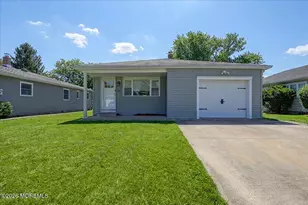 160 Port Royal Dr, Toms River Township, NJ 08757 - Photo 2