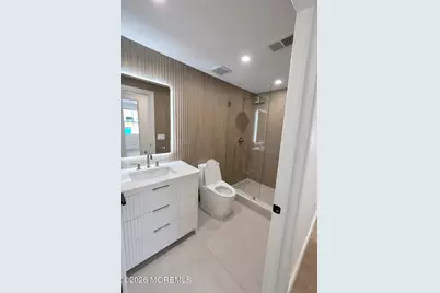 20 Roslyn Drive, Oakhurst, NJ 07755 - Photo 8