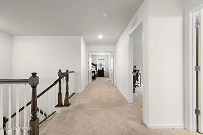 15 Holloway Avenue, Manahawkin, NJ 08050 - Photo 28