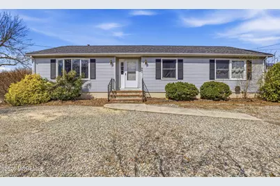 901 4th Avenue, Toms River Township, NJ 08757 - Photo 1