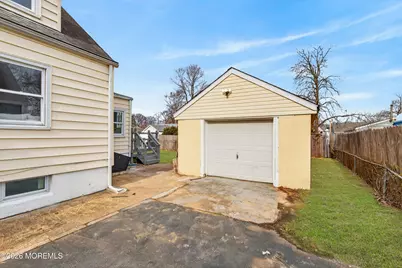 21 Johnson Terrace, Hazlet Township, NJ 07734 - Photo 28