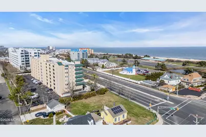 422 Ocean Boulevard N #2D, Long Branch, NJ 07740 - Photo 2