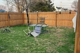 427 Sullivan Pl, Union Beach, NJ 07735 - Photo 4