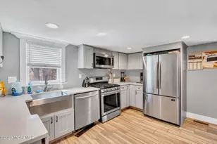 2978 Shafto Rd, Tinton Falls, NJ 07753 - Photo 10