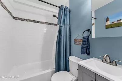 37 Central Avenue, Hazlet Township, NJ 07730 - Photo 16