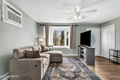 37 Central Avenue, Hazlet Township, NJ 07730 - Photo 18