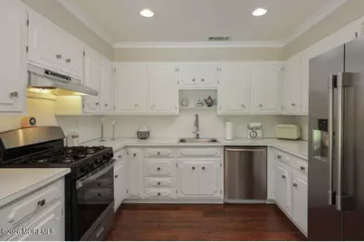 220 Dwight Road, Middletown, NJ 07748 - Photo 6