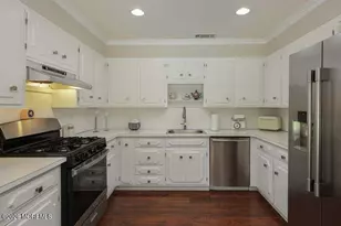 220 Dwight Rd, Middletown, NJ 07748 - Photo 6