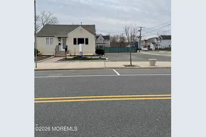 30 Union Avenue, Lakehurst, NJ 08733 - Photo 2