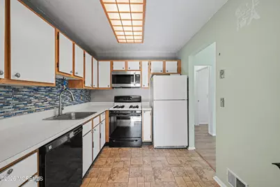 1807 Lilly Lane, Jackson, NJ 08527 - Photo 10