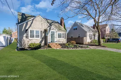 24 Saint Nicholas Place, Red Bank, NJ 07701 - Photo 2