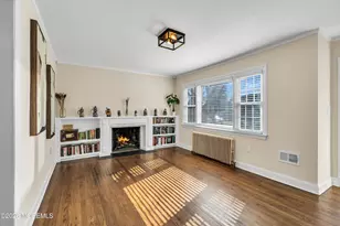 24 St Nicholas Pl, Red Bank, NJ 07701 - Photo 8