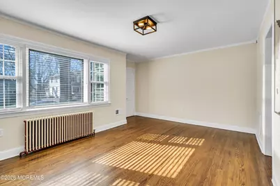 24 Saint Nicholas Place, Red Bank, NJ 07701 - Photo 10