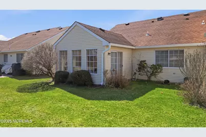 1213 Lindera Plz #213B, Monroe Township, NJ 08831 - Photo 22