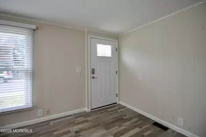 439 Charles Place, Freehold, NJ 07728 - Photo 8