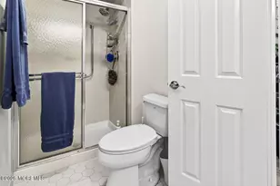 192 Victoria Ct, Lakewood, NJ 08701 - Photo 24