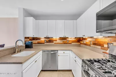 10 Buford Court, Tinton Falls, NJ 07753 - Photo 16