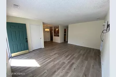 83 Des Moines Court, Tinton Falls, NJ 07712 - Photo 6