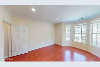 112 Regency Court #112, Morganville, NJ 07751 - Photo 6