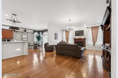 5 Belmont Court, Freehold, NJ 07728 - Photo 4