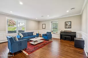 11 Jennifer Dr, Holmdel, NJ 07733 - Photo 4