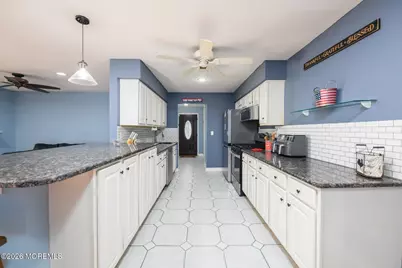 210 Raritan Place, North Middletown, NJ 07748 - Photo 18