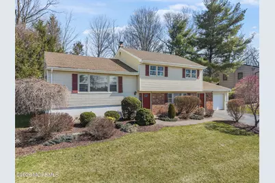 11 Pilgrim Way, Wayne, NJ 07470 - Photo 2