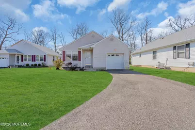 1440 Petunia Way S, Toms River Township, NJ 08755 - Photo 2