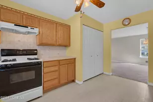 1440 Petunia Way S, Toms River Township, NJ 08755 - Photo 6