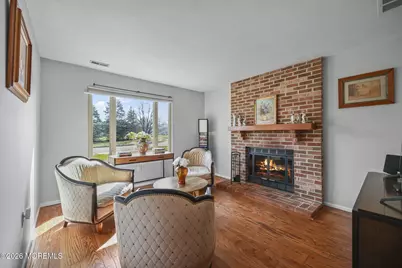 19 Plymouth Lane, Manalapan Township, NJ 07726 - Photo 10