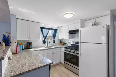 815 Clark Street, Point Pleasant, NJ 08742 - Photo 20