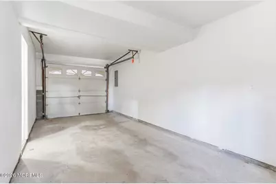 975 S Concourse, Aberdeen Township, NJ 07735 - Photo 36