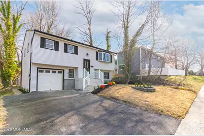 975 S Concourse, Aberdeen Township, NJ 07735 - Photo 2