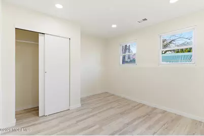 975 S Concourse, Aberdeen Township, NJ 07735 - Photo 28