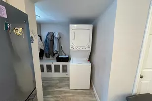 20 Vine Ct, Long Branch, NJ 07740 - Photo 8