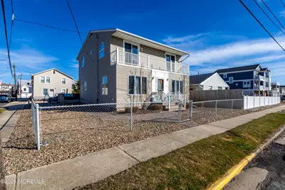126 Randall Avenue, Point Pleasant Beach, NJ 08742 - Photo 4
