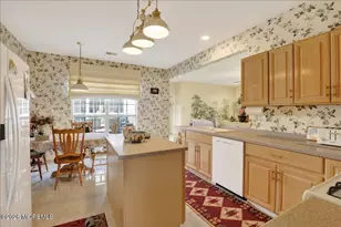 364 Waterside Blvd, Monroe Township, NJ 08831 - Photo 18