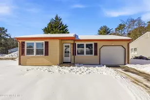 91 Westport Dr, Whiting, NJ 08759 - Photo 2