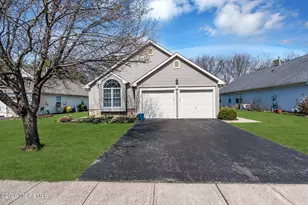 2735 Meadow Lake Dr, Toms River Township, NJ 08755 - Photo 12