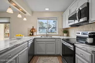 823B Liverpool Cir, Manchester Township, NJ 08759 - Photo 16