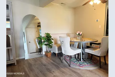 58 Madison Court, Tinton Falls, NJ 07712 - Photo 4