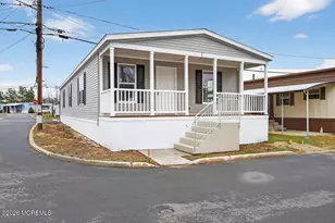 414 Walnut St, Robbinsville Township, NJ 08691 - Photo 1