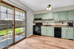 9 King James Ln, Atlantic Highlands, NJ 07716 - Photo 12