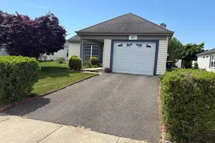 21 Newbury Row, Manchester Township, NJ 08759 - Photo 2