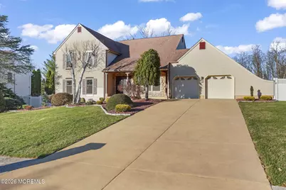 27 Meadow Lane, Marlboro Township, NJ 07746 - Photo 2