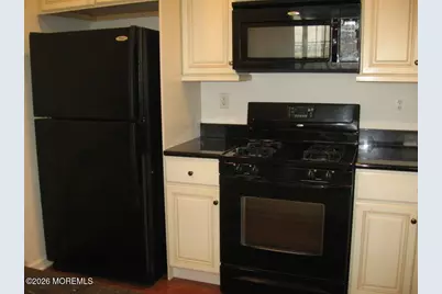 612 Sophee Lane, Lakewood, NJ 08701 - Photo 6